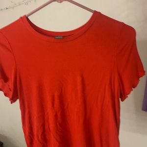 red crop top🌹simple and cute